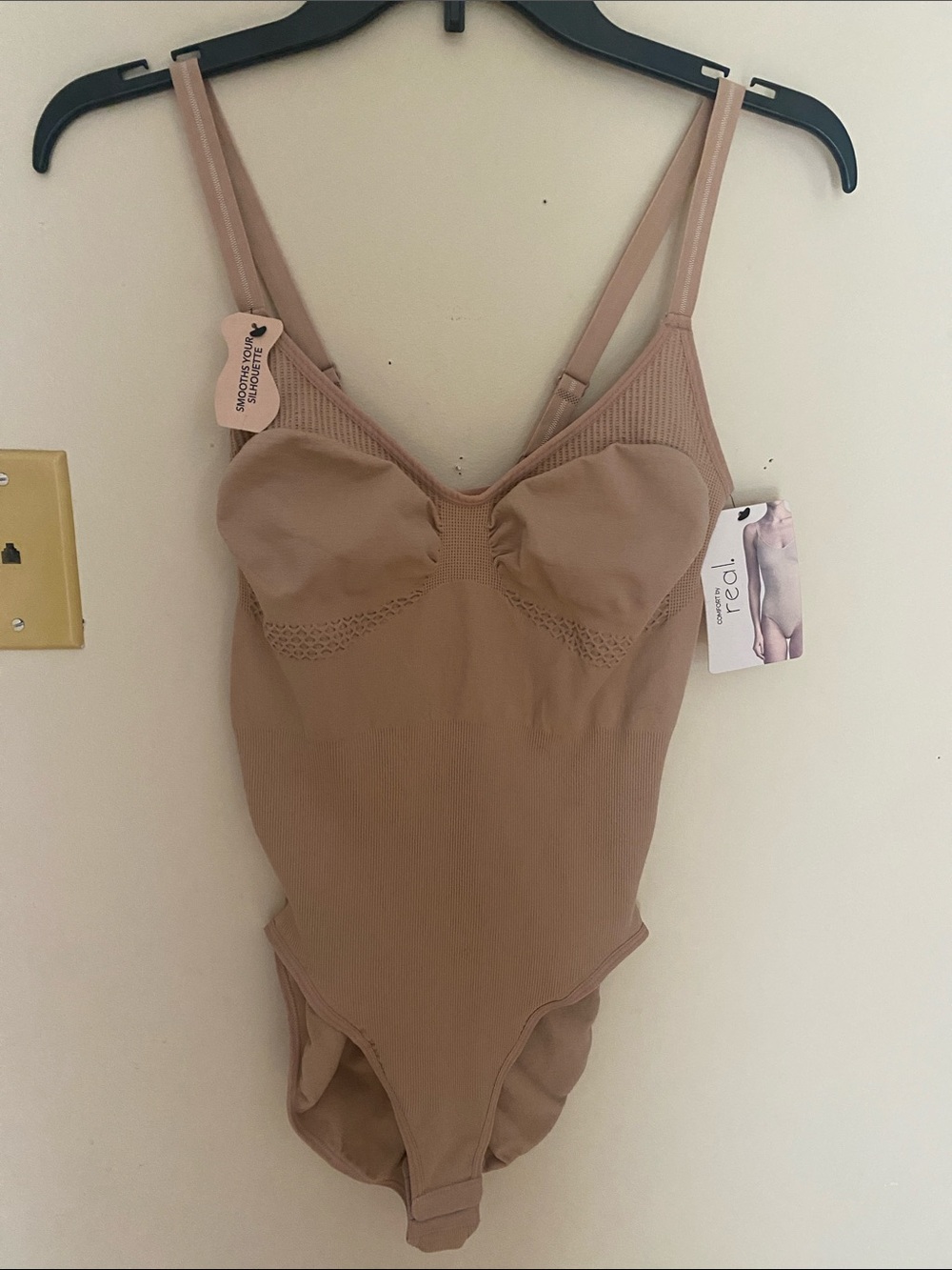 NWT Comfort by Real Seamless Shaping Bodysuit Tan L